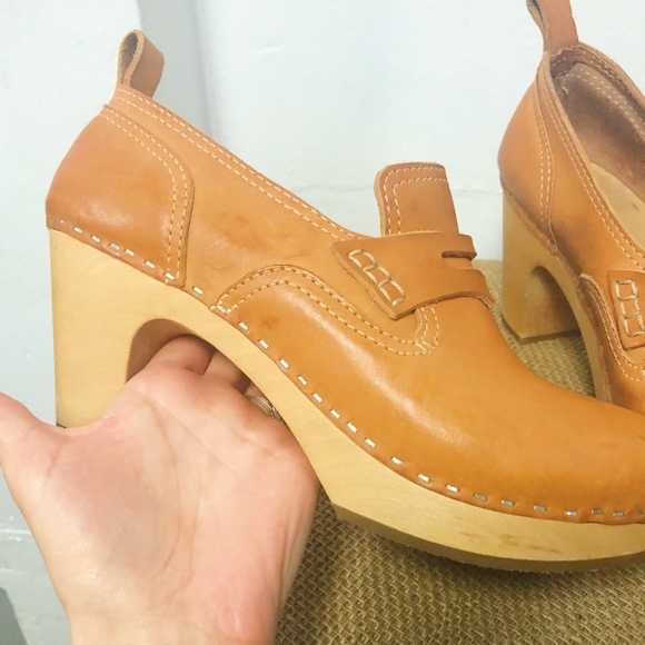 Handmade Clogs - Picture 2 of 3